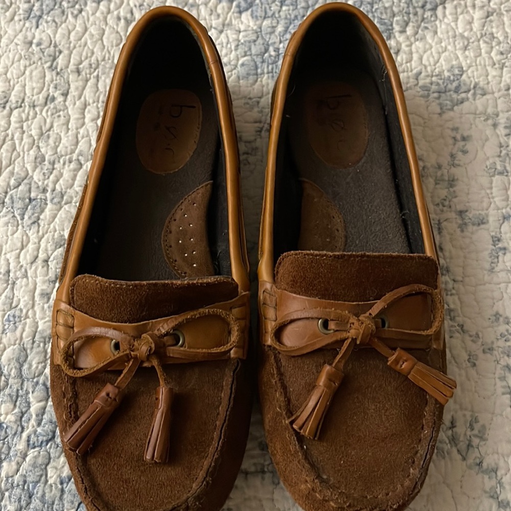 Boc womens loafer style brown moccasins